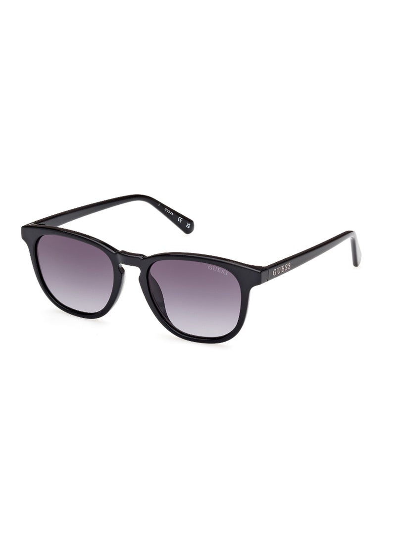 GUESS Men's UV Protection Round Shape Sunglasses - GU829301B49 - Lens Size: 49 Mm - Shiny Black - Image 1